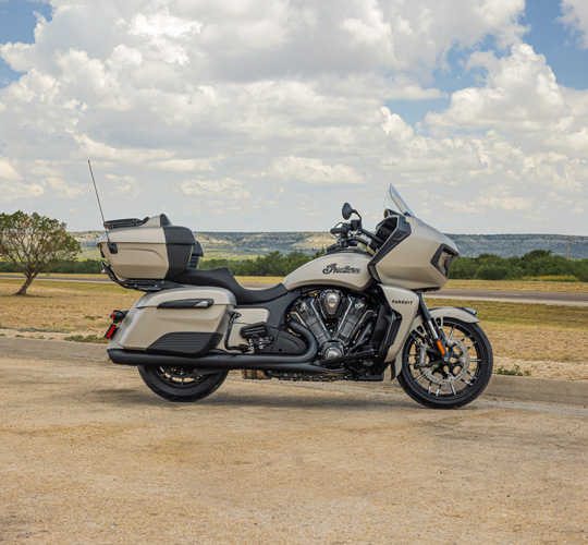 AMERICAN V-TWIN TOURING TØFFERE OG DYSTRERE